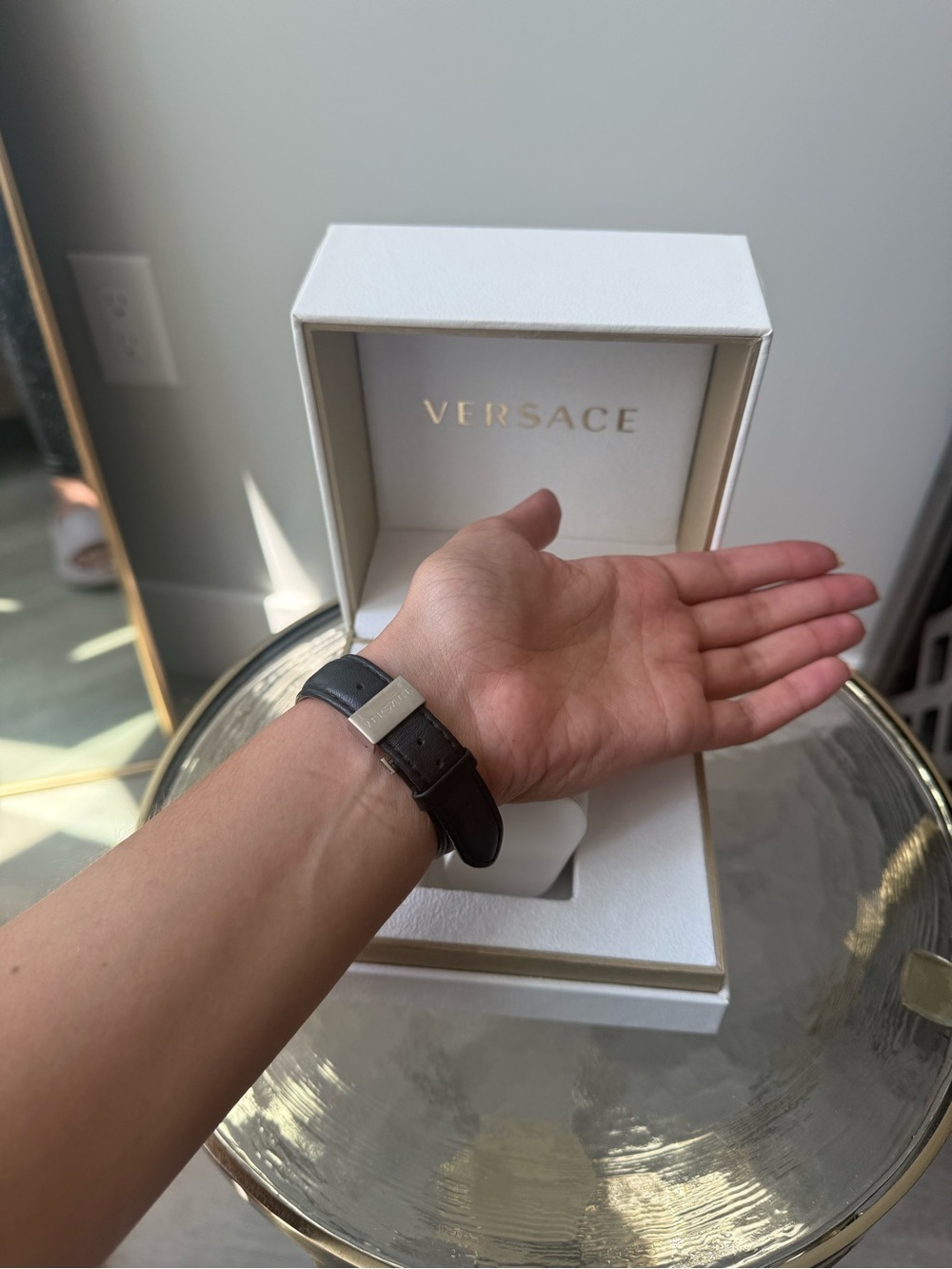 Versace Watch - Picture 8 of 8